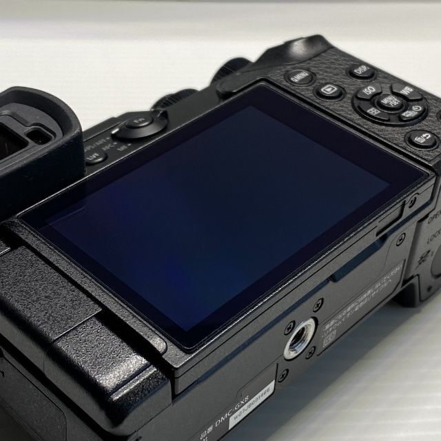 Panasonic(パナソニック)のPanasonic LUMIX GX8 ボディ ブラック スマホ/家電/カメラのカメラ(ミラーレス一眼)の商品写真