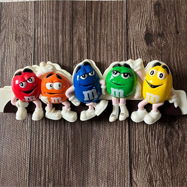 m&m&m's(エムアンドエムアンドエムズ)のエムアンドエムズ ✩ マグネットクリップ エンタメ/ホビーのおもちゃ/ぬいぐるみ(キャラクターグッズ)の商品写真