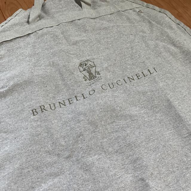 BRUNELLO CUCINELLI(ブルネロクチネリ)のブルネロクチネリ　スーツカバー　衣類カバー メンズのスーツ(その他)の商品写真