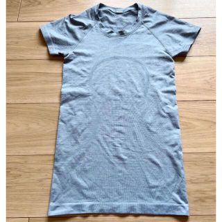 ルルレモン(lululemon)のルルレモン　Tシャツ(Tシャツ(半袖/袖なし))