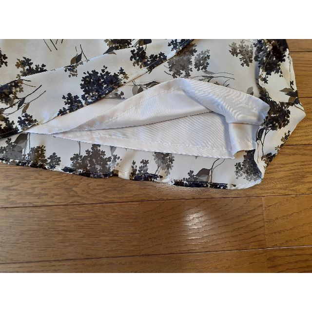 花柄プリントスカート レディースのスカート(ひざ丈スカート)の商品写真