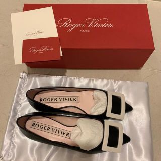 ロジェヴィヴィエ(ROGER VIVIER)の新品未使用！rogervivier ゴメッティーヌ」ナッパレザー バレリーナ(バレエシューズ)