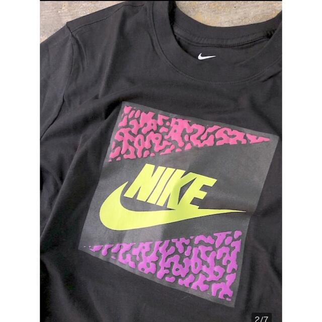 NIKE(ナイキ)の専用！《新品》海外限定 NIKE  グラフィック Tシャツ us L メンズのトップス(Tシャツ/カットソー(半袖/袖なし))の商品写真