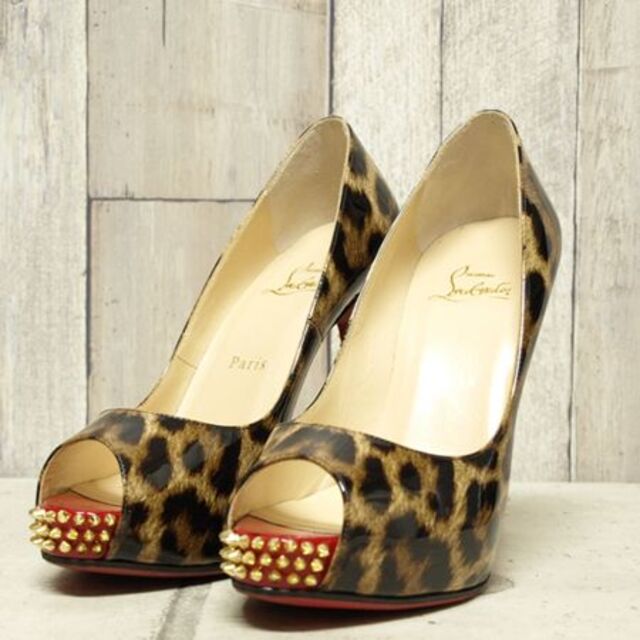 イタリア製クリスチャンルブタン CHRISTIAN LOUBOUTIN スエード