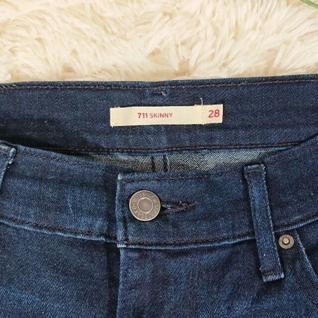 Levi's(リーバイス)のLevi's 711SKINNY デニム/ジーンズ インディゴブルー 28 レディースのパンツ(デニム/ジーンズ)の商品写真