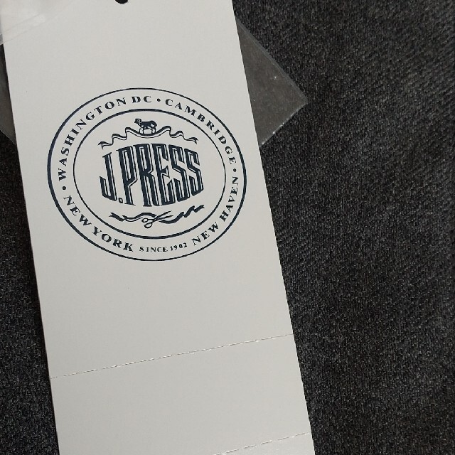 J.PRESS(ジェイプレス)のJ.PRESS ズボン 未使用 170 キッズ/ベビー/マタニティのキッズ服男の子用(90cm~)(パンツ/スパッツ)の商品写真