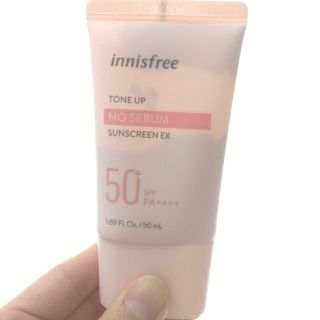 イニスフリー(Innisfree)のイニスフリー トーンアップ　ノーセバム　サンスクリーン SPF50+ PA+++(化粧下地)