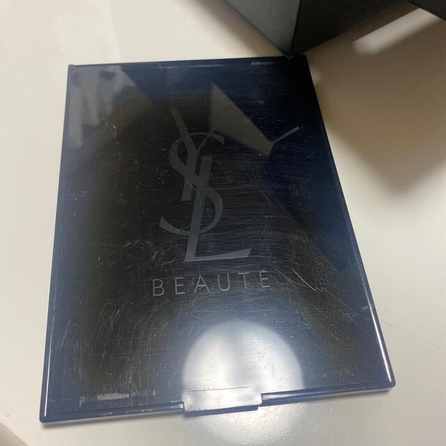 Yves Saint Laurent Beaute(イヴサンローランボーテ)のYSL 週末限定値下げ コスメ/美容のメイク道具/ケアグッズ(メイクボックス)の商品写真