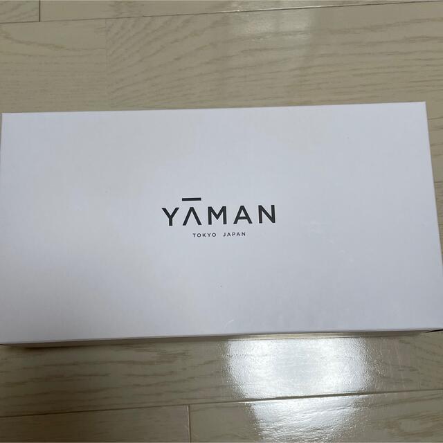 YA-MAN(ヤーマン)のヤーマン 超音波トリートメント シャインプロ ブラック HC-21 スマホ/家電/カメラの美容/健康(ヘアアイロン)の商品写真