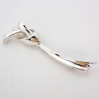 【日本限定モデル】 アクセサリーティファニー リボン ブローチ/コサージュの通販 26点 | Tiffany & Co