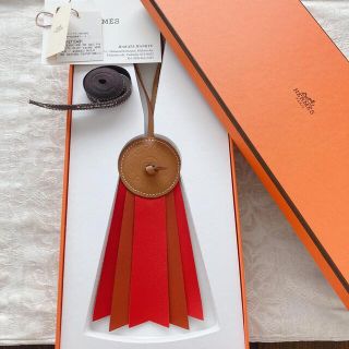 エルメス(Hermes)の未使用品　HERMES 勲章 チャーム パドック フロット (チャーム)