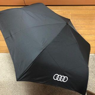 アウディ(AUDI)のAudi ノベルティ　自動開閉傘(傘)