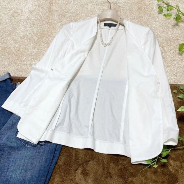 UNTITLED(アンタイトル)の薄手 夏向け♡UNTITLED カラーレス ノーカラー ジャケット ホワイト 2 レディースのジャケット/アウター(ノーカラージャケット)の商品写真