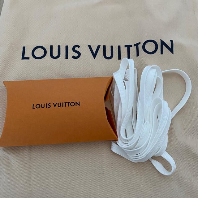 LOUIS VUITTON(ルイヴィトン)の【新品完売品】Louis Vuitton ルイヴィトン LVトレイナー サイズ8 メンズの靴/シューズ(スニーカー)の商品写真