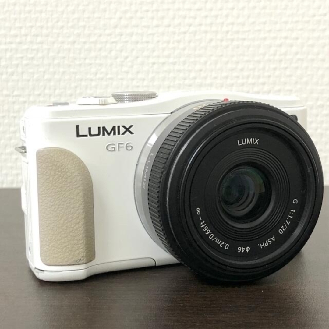 ルミックスGF6 ミラーレス　一眼レフ　カメラ　Wi-Fi 自撮り　単焦点レンズ