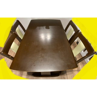 ダイニングテーブルセット　4人掛け　回転式　直接引取り可　検討中(ダイニングテーブル)