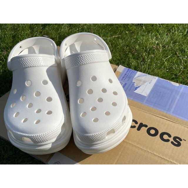 CROSS(クロス)の⭐︎お値下げしました⭐︎ クロックス　厚底　W8（24㎝）  レディースの靴/シューズ(サンダル)の商品写真