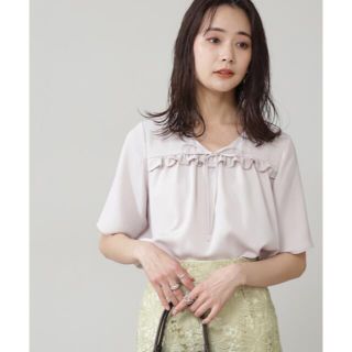 エヌナチュラルビューティーベーシック(N.Natural beauty basic)のガルーダドビーフリルストリングブラウス(シャツ/ブラウス(半袖/袖なし))