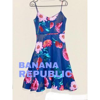 バナナリパブリック(Banana Republic)のバナナリパブリック　エレガント　花柄　ワンピース　美品　値下げ！(ひざ丈ワンピース)