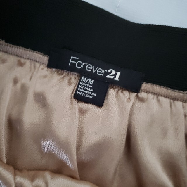 FOREVER 21(フォーエバートゥエンティーワン)の【フォーエバー21】　ミニスカート レディースのスカート(ミニスカート)の商品写真