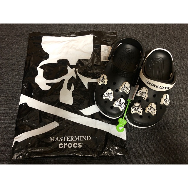 【限定】Mastermind × Crocs Classic Clog サンダル