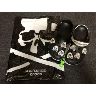 マスターマインドジャパン(mastermind JAPAN)の【限定】Mastermind × Crocs Classic Clog サンダル(サンダル)