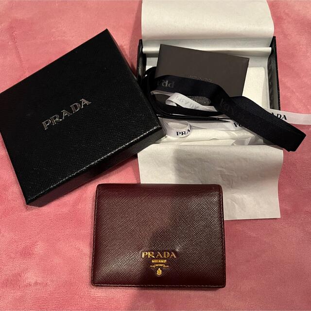 PRADA(プラダ)のPRADAコンパクト財布 レディースのファッション小物(財布)の商品写真