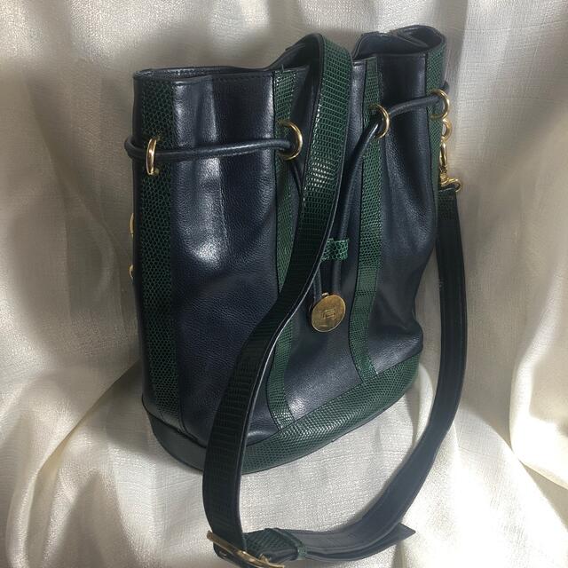 Sacs Fabienneのショルダーバッグショルダーバッグ