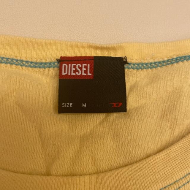 DIESEL(ディーゼル)のDIESEL ディーゼル　Tシャツ　イエロー レディースのトップス(Tシャツ(半袖/袖なし))の商品写真