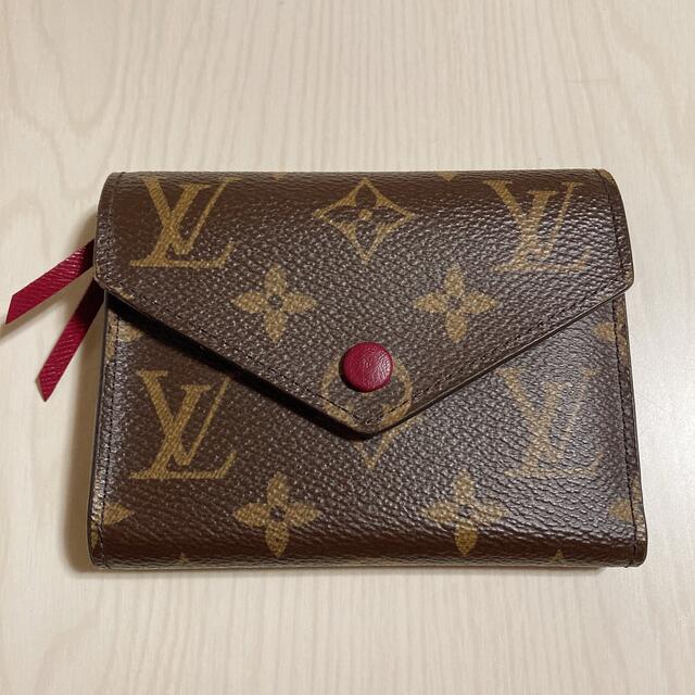 LOUIS VUITTON(ルイヴィトン)のルイヴィトン　ポルトフォイユ　ヴィクトリーヌ　折り財布 レディースのファッション小物(財布)の商品写真