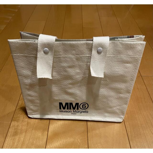MM6(エムエムシックス)の【未使用】MM6  Ꮇaison Ꮇargiela ショッパー　バッグ　Sサイズ レディースのバッグ(ショップ袋)の商品写真