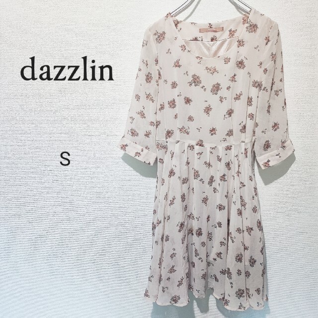 dazzlin(ダズリン)の★dazzlin★花柄ワンピース レディースのワンピース(ミニワンピース)の商品写真