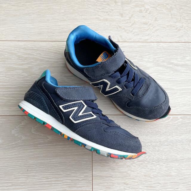 New Balance(ニューバランス)のニューバランス 996 スニーカー 18.5cm 男の子 キッズ 靴 子供 キッズ/ベビー/マタニティのキッズ靴/シューズ(15cm~)(スニーカー)の商品写真