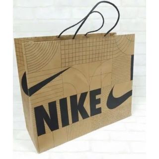 ナイキ(NIKE)の早い者勝ち🌺ナイキ NIKE ショッパー 厚手 紙袋 特大サイズ プレゼントに(ショップ袋)