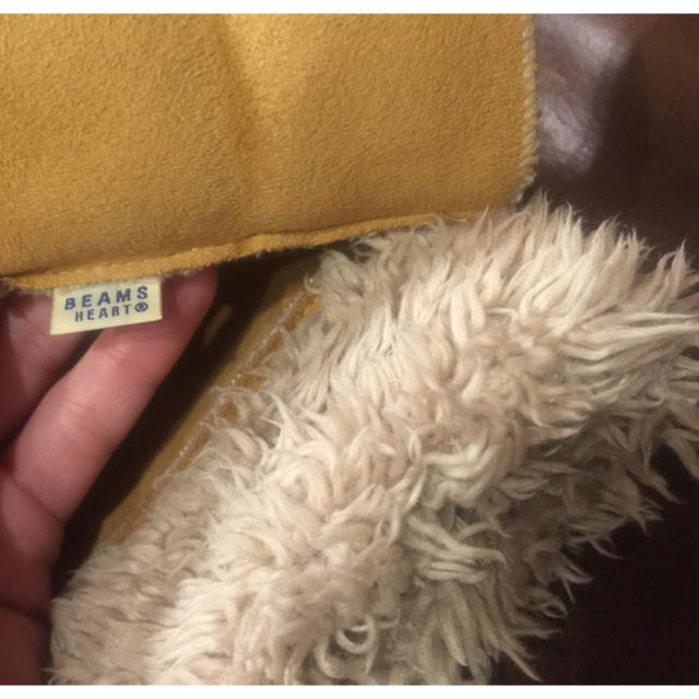 BEAMS(ビームス)のBEAMS★ムートン生地グローブ レディースのファッション小物(手袋)の商品写真