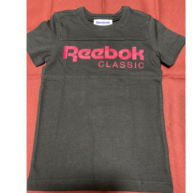 Reebok(リーボック)のリーボック  キッズ Tシャツ　新品未使用　ブラック　110cm キッズ/ベビー/マタニティのキッズ服男の子用(90cm~)(Tシャツ/カットソー)の商品写真