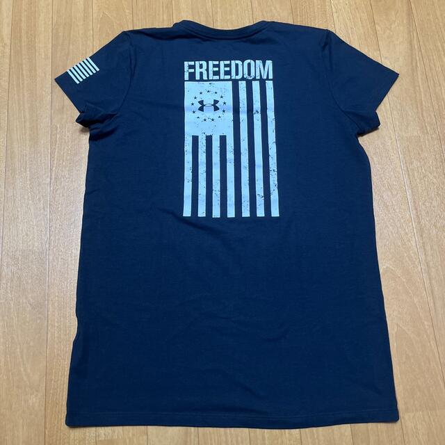 UNDER ARMOUR(アンダーアーマー)のアンダーアーマーFREEDOM Tシャツ M レディースのトップス(Tシャツ(半袖/袖なし))の商品写真