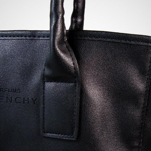 GIVENCHY(ジバンシィ)のGIVENCHY(ジバンシー) ノベルティ　トートバッグ   ブラック レディースのバッグ(トートバッグ)の商品写真