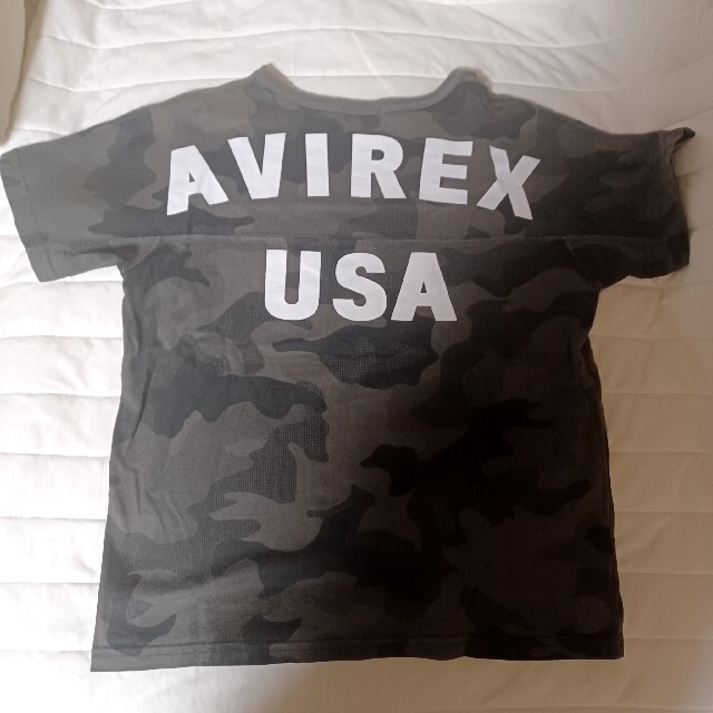 AVIREX(アヴィレックス)のAVIREX Tシャツ　キッズ　迷彩柄　140㎝ キッズ/ベビー/マタニティのキッズ服男の子用(90cm~)(Tシャツ/カットソー)の商品写真