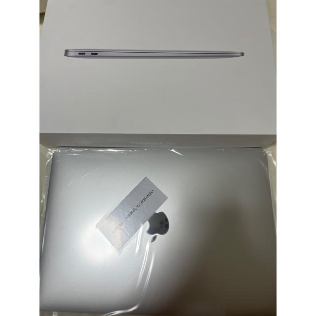 美品　MacBook air 2020 シルバー M1 256GB 8gbPC/タブレット