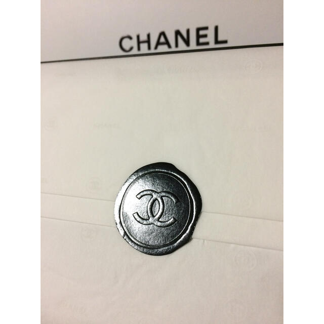 CHANEL(シャネル)の✨ CHANEL/シャネル ロゴシール 【1枚】刻印型 ✨ インテリア/住まい/日用品の文房具(シール)の商品写真