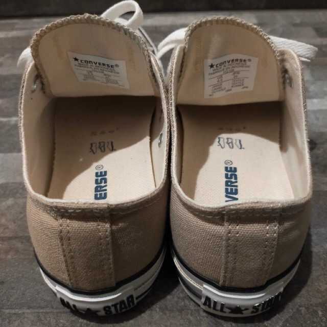 CONVERSE(コンバース)の【週末限定値下げ】コンバース　キャンバスオールスター　ベージュ　25cm メンズの靴/シューズ(スニーカー)の商品写真
