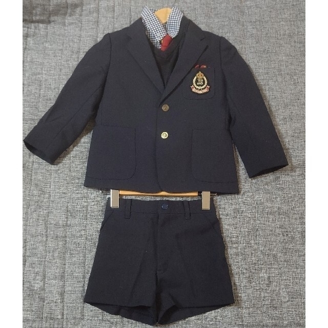 卒園式 入学式 男子スーツ上下セット 120サイズ キッズ/ベビー/マタニティのキッズ服男の子用(90cm~)(ドレス/フォーマル)の商品写真