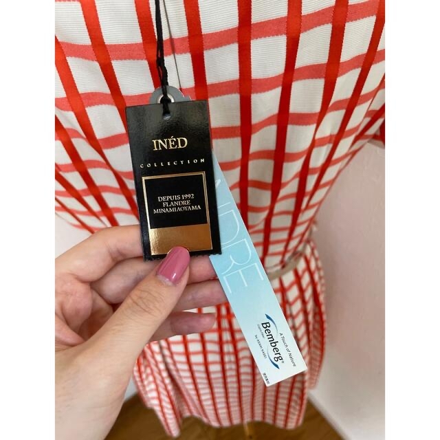 INED(イネド)の新品タグ付き　イネドINED 日本製　チェック柄　ひざ丈ワンピース レディースのワンピース(ひざ丈ワンピース)の商品写真