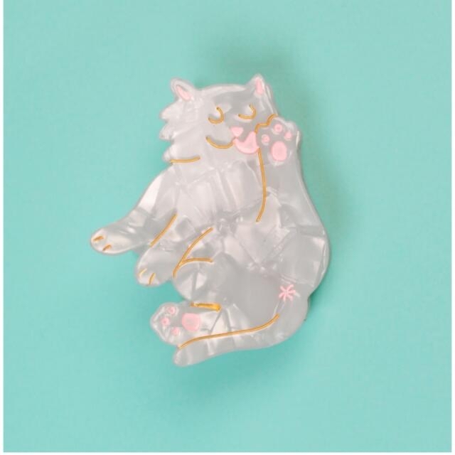 acca(アッカ)のcoucou suzette white cat 猫　ヘアクリップ　神崎恵 レディースのヘアアクセサリー(バレッタ/ヘアクリップ)の商品写真