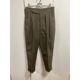 コモリ(COMOLI)のNEAT "HOPSACK BELTLESS" KHAKI sizeM(スラックス)