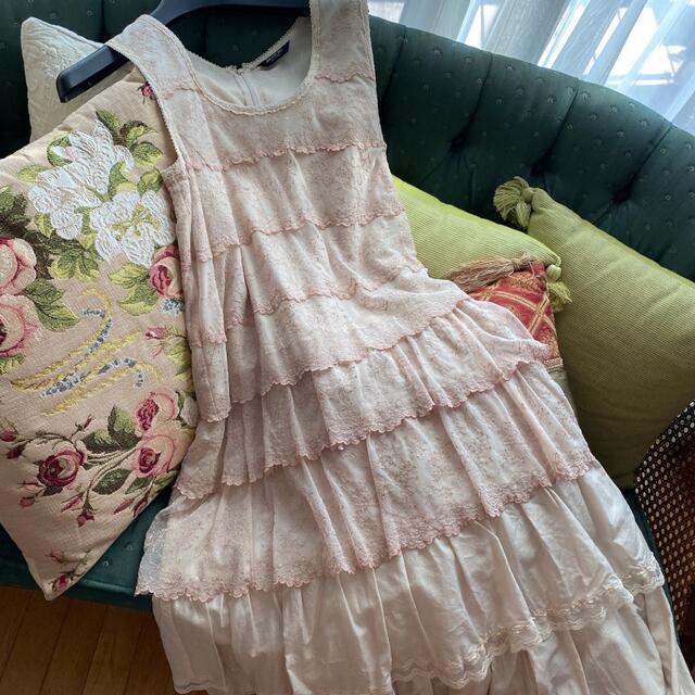 インゲボルグ 上品なレーシーのワンピース - ひざ丈ワンピース