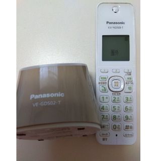 パナソニック(Panasonic)のパナソニック　コードレス電話機 VE-GDS02DL-T 美品(その他)