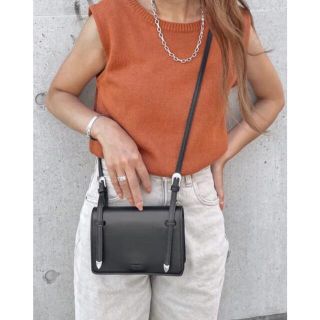 マウジー(moussy)のmoussy CROPPED ニットトップス(タンクトップ)