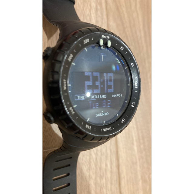 SUUNTO(スント)のスント(SUUNTO) コア　オールブラック メンズの時計(腕時計(デジタル))の商品写真